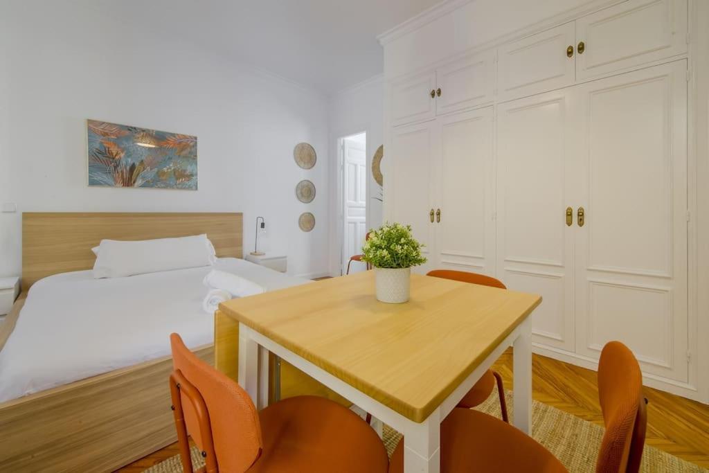 Petite E Chic Loft Para 3 En El Corazon De Madrid Exteriér fotografie