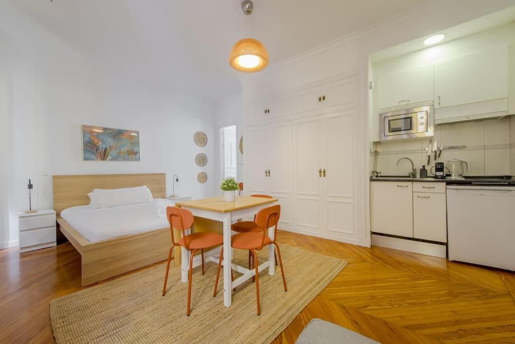 Petite E Chic Loft Para 3 En El Corazon De Madrid Exteriér fotografie
